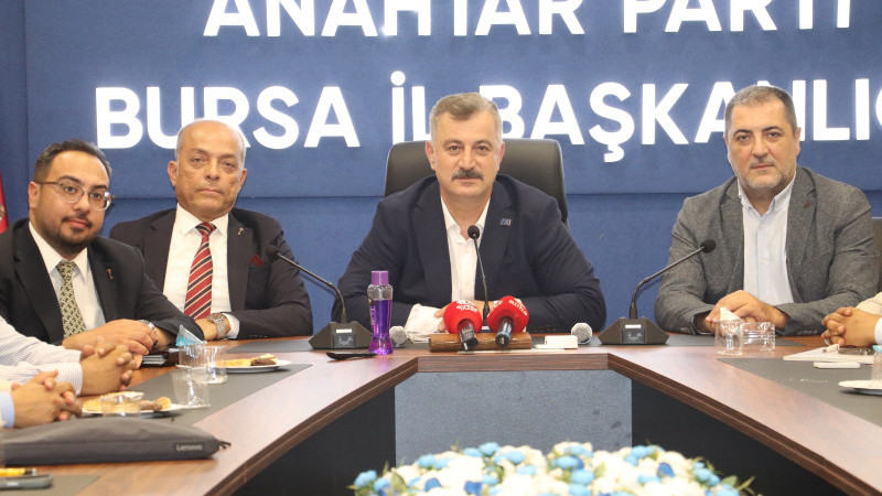 Anahtar Parti'nin kent sorunlarını gündeme aldığı çalıştay Bursa ile başladı