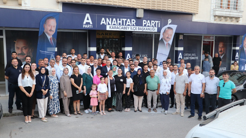 Karacabey'de 120 kişi Anahtar Parti'ye katıldı 