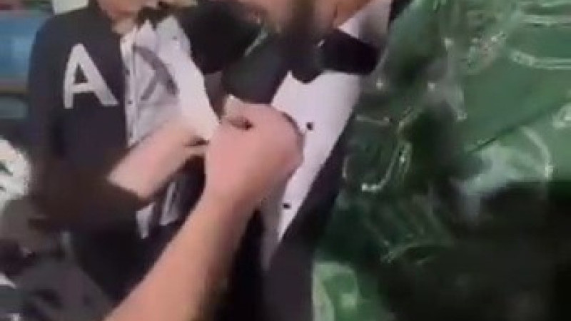 Bursa'da düğünde sıra dışı hediye