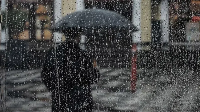 Meteoroloji'den kritik alarm: 17 il listede! Sağanak ve sert rüzgar geliyor