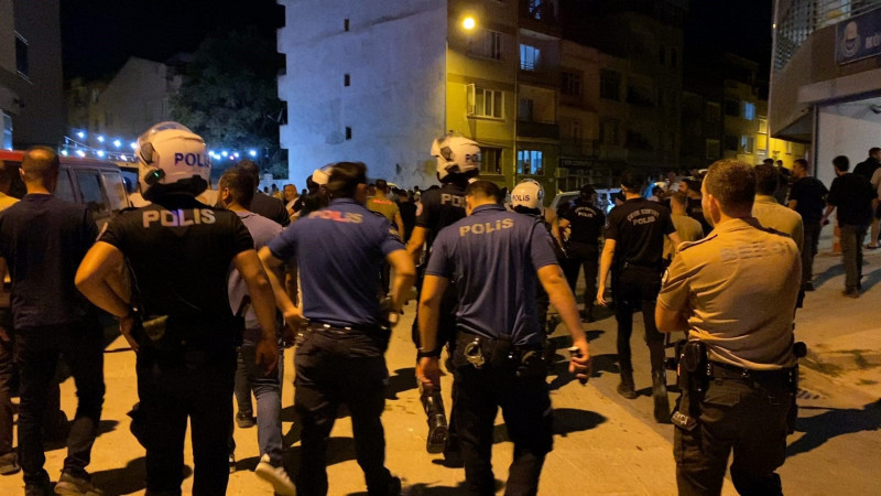 Çok sayıda suçtan aranması olan şahıs düğünde yakalandı