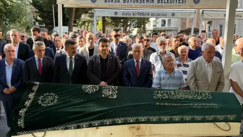 Engin Özpınar'a veda... Son yolculuğuna uğurlandı
