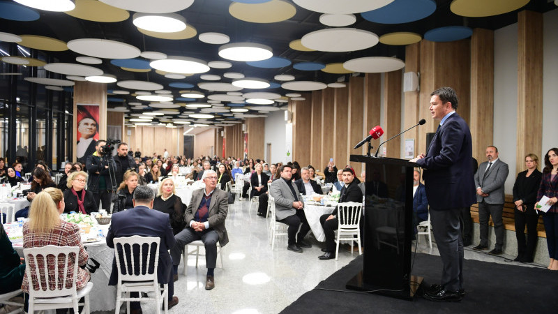 Başkan Aydın’dan öğretmenlere saygı ve teşekkür ziyareti