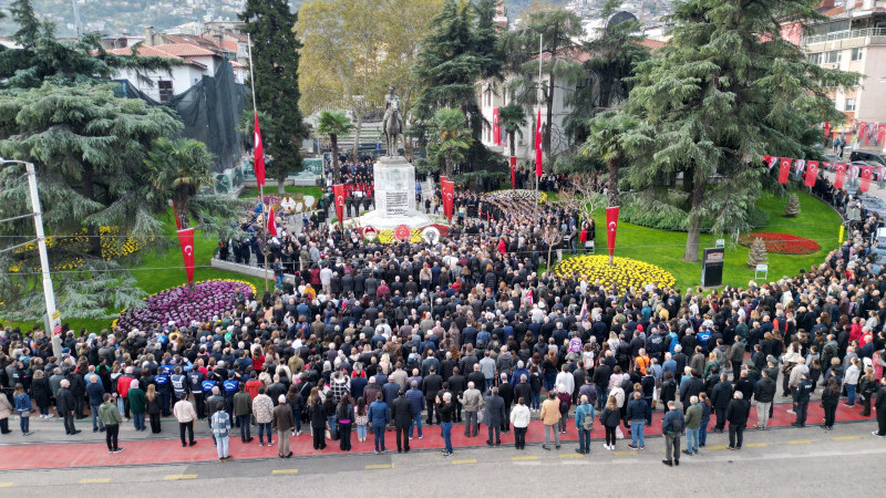 Bursa, Atatürk’ü 87. yılında saygı ve minnetle andı