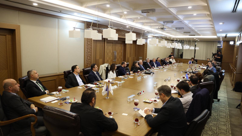 Başkan Bozbey, inşaat sektörünün dinamikleriyle Bursa planını tartıştı