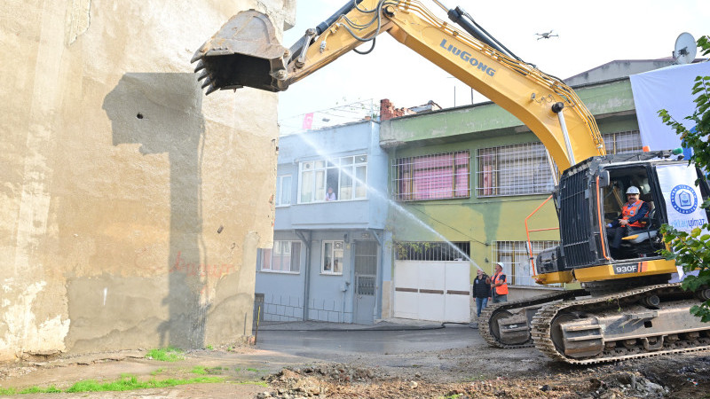 Yıldırım’da kentsel dönüşümde yeni etap: Yıkımlar başladı