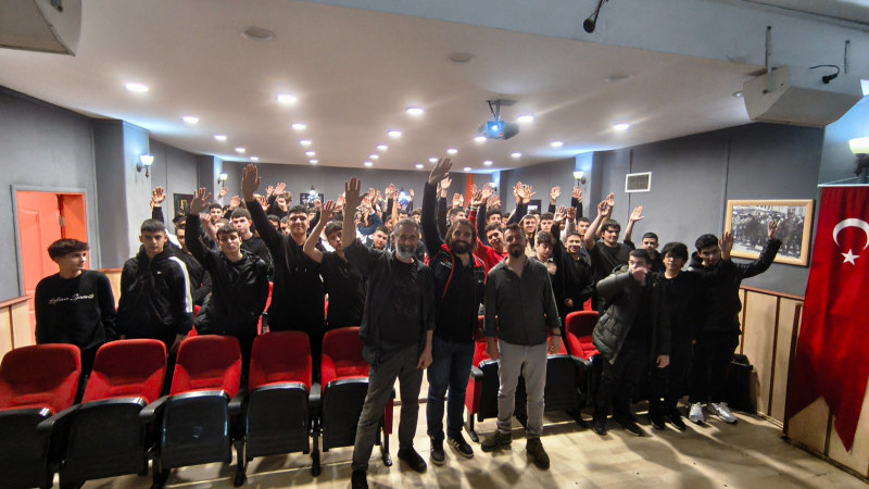 Bursa’da gençler e-atık farkındalığı için yarıştı