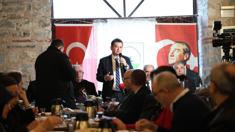 Arap Şükrü Sokağı yenilendi: Tarihi dokuya modern dokunuş