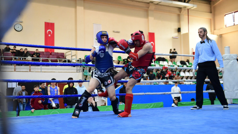 Muay Thai İl Müsabakaları Bursa’da nefes kesti