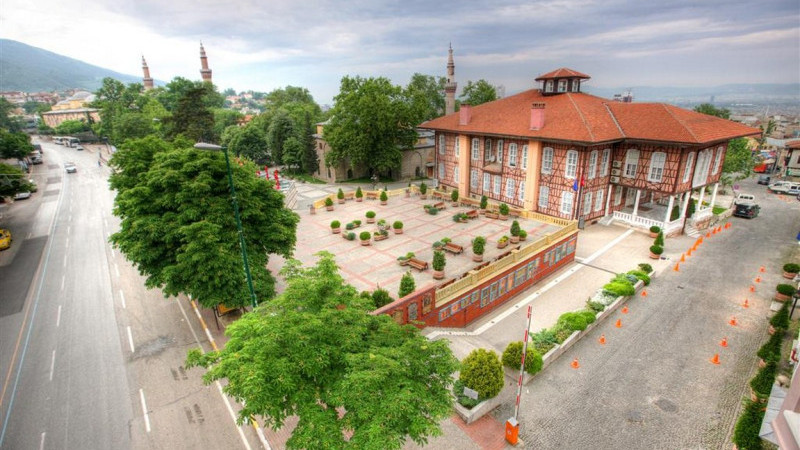 Bursa’da tarihi meydan Zehra Budunç’un adını taşıyacak