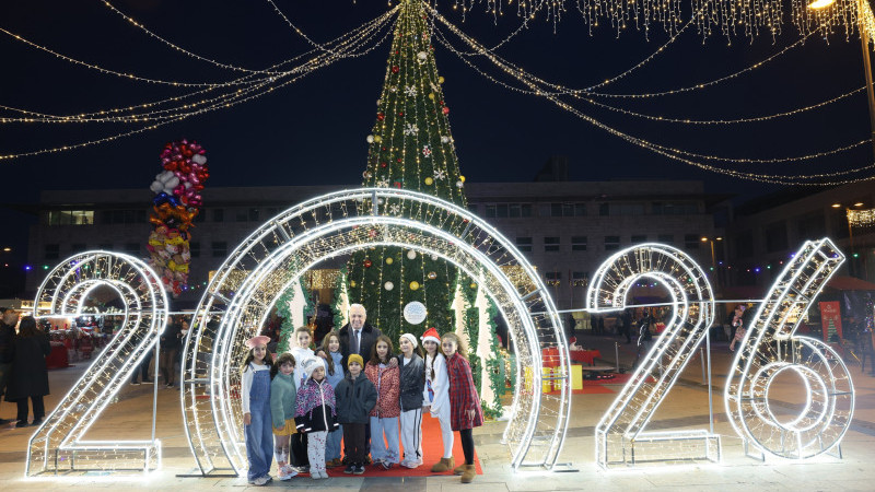 Nilüfer'de Cumhuriyet Meydanı’nda Yeni Yıl Festivali heyecanı