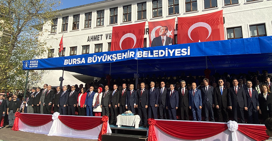 29 Ekim Bursa'da coşkuyla kutlandı...